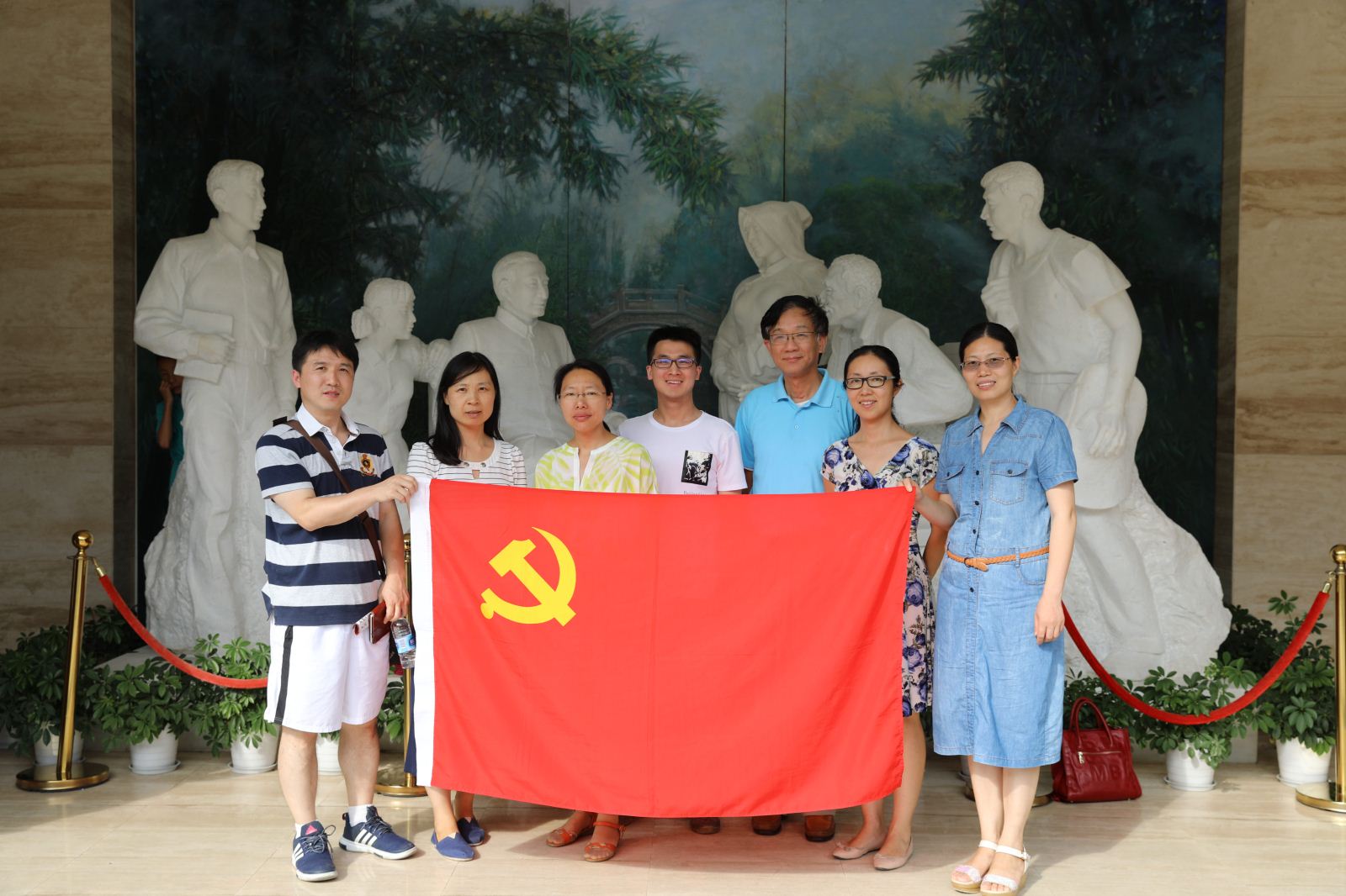 学习陈云五种精神，争做“两学一做”先锋 ——计算机科学与必赢242net官网师生党员赴陈云纪念馆参观学习