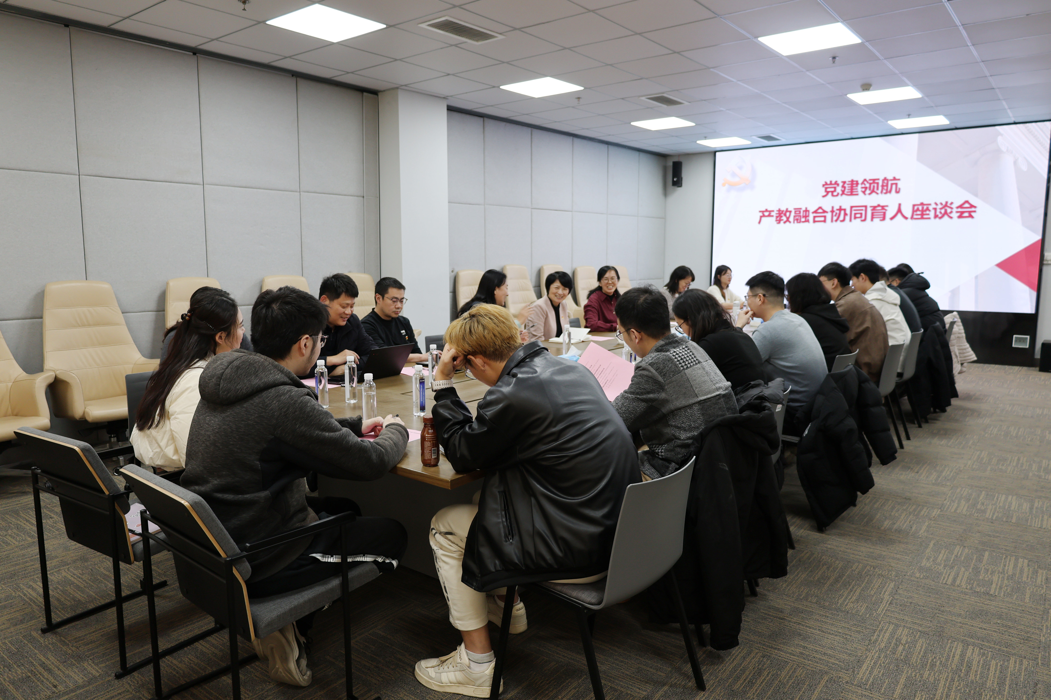 微信图片_20251222133925_531_78.jpg