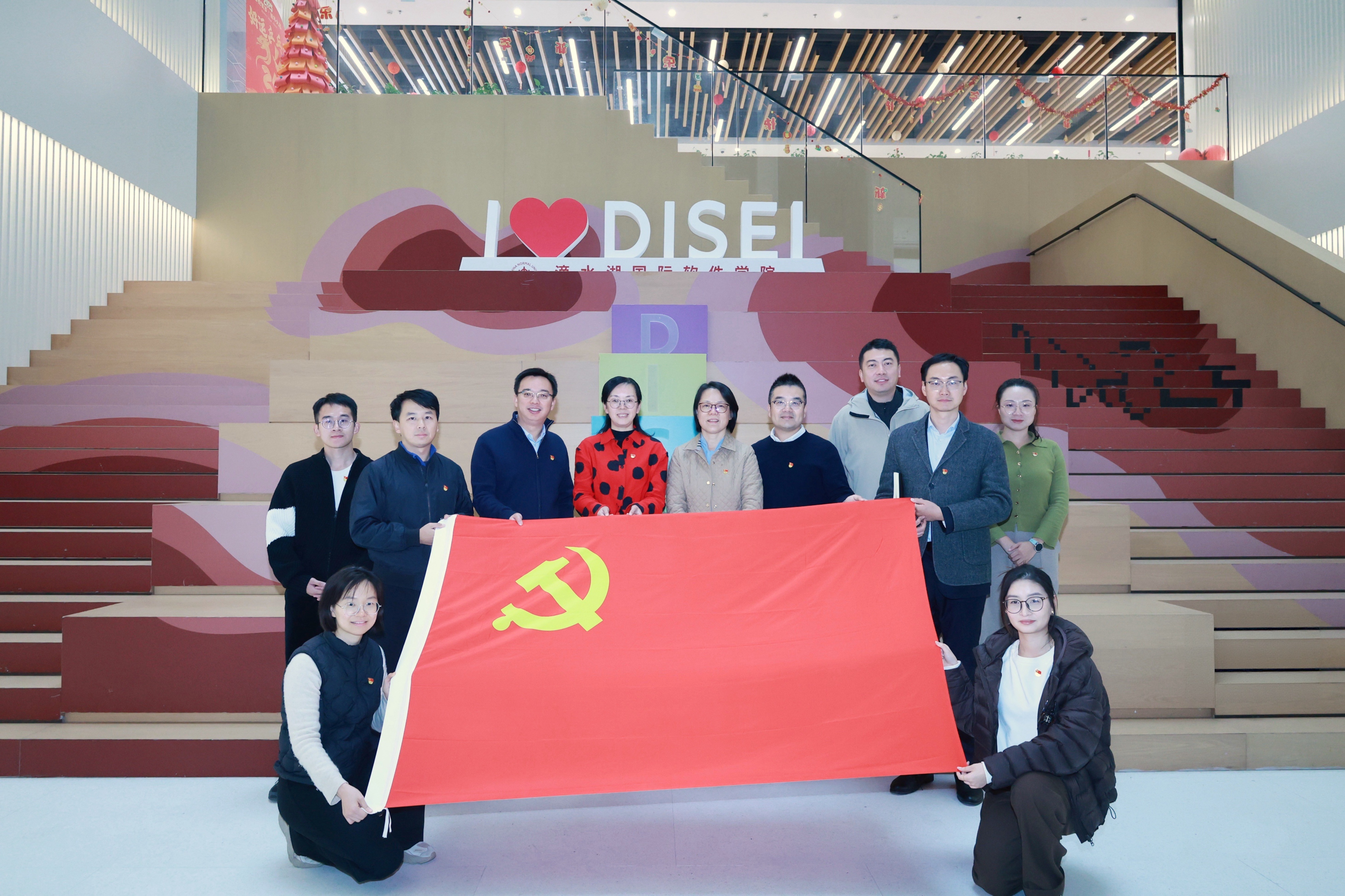 合影.JPG